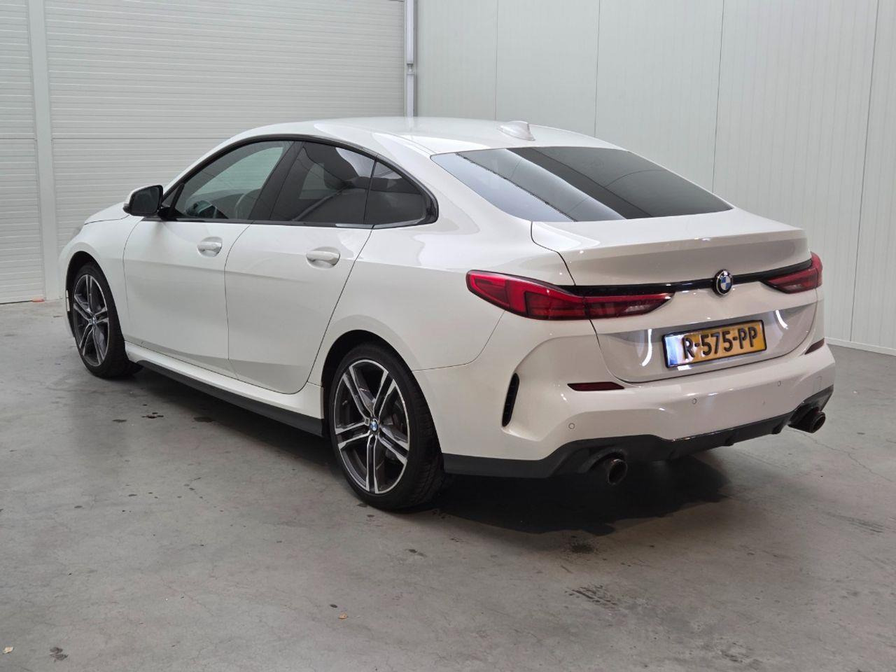 BMW 2 - serie Gran Coupé 218i High Executive M-Sport | 2021 | 107.265 km | Automaat | R575PP | NAP: Geen oordeel - Berline: photos 3 BMW 2 - serie Gran Coupé 218i High Executive M-Sport | 2021 | 107.265 km | Automaat | R575PP | NAP: Geen oordeel - Berline: photos 3