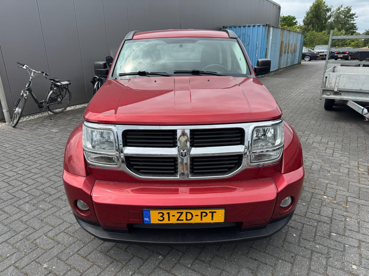 Dodge Nitro 3.7 V6 SXT | 2008 | 209.339 km | 31-ZD-PT - SUV: photos 2 Dodge Nitro 3.7 V6 SXT | 2008 | 209.339 km | 31-ZD-PT - SUV: photos 2