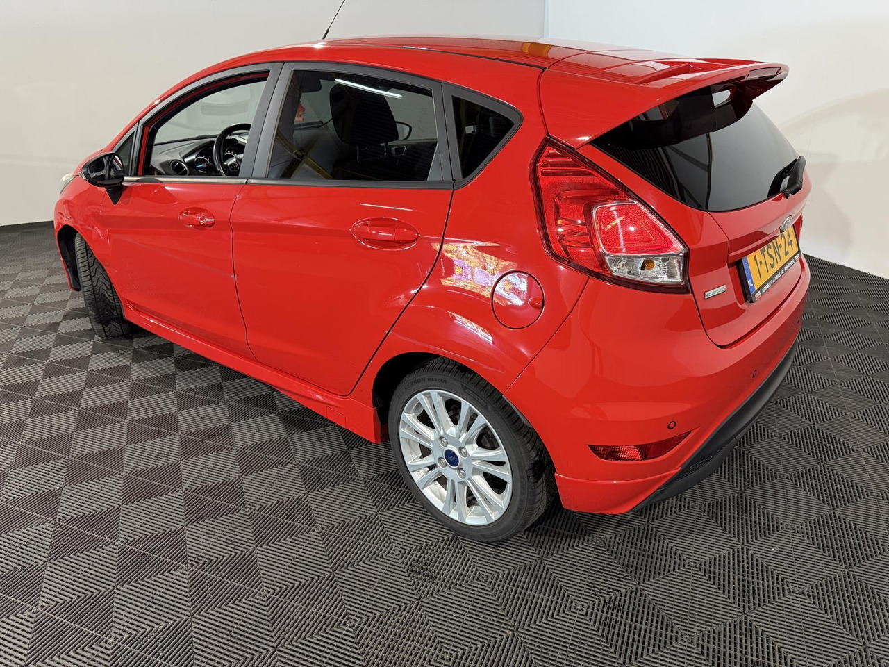 Ford | Fiesta | 1.0 EcoBoost Hot Hatch | 2014 | 193.394 km | 1TSN24 | Logisch - Voiture à hayon: photos 3 Ford | Fiesta | 1.0 EcoBoost Hot Hatch | 2014 | 193.394 km | 1TSN24 | Logisch - Voiture à hayon: photos 3