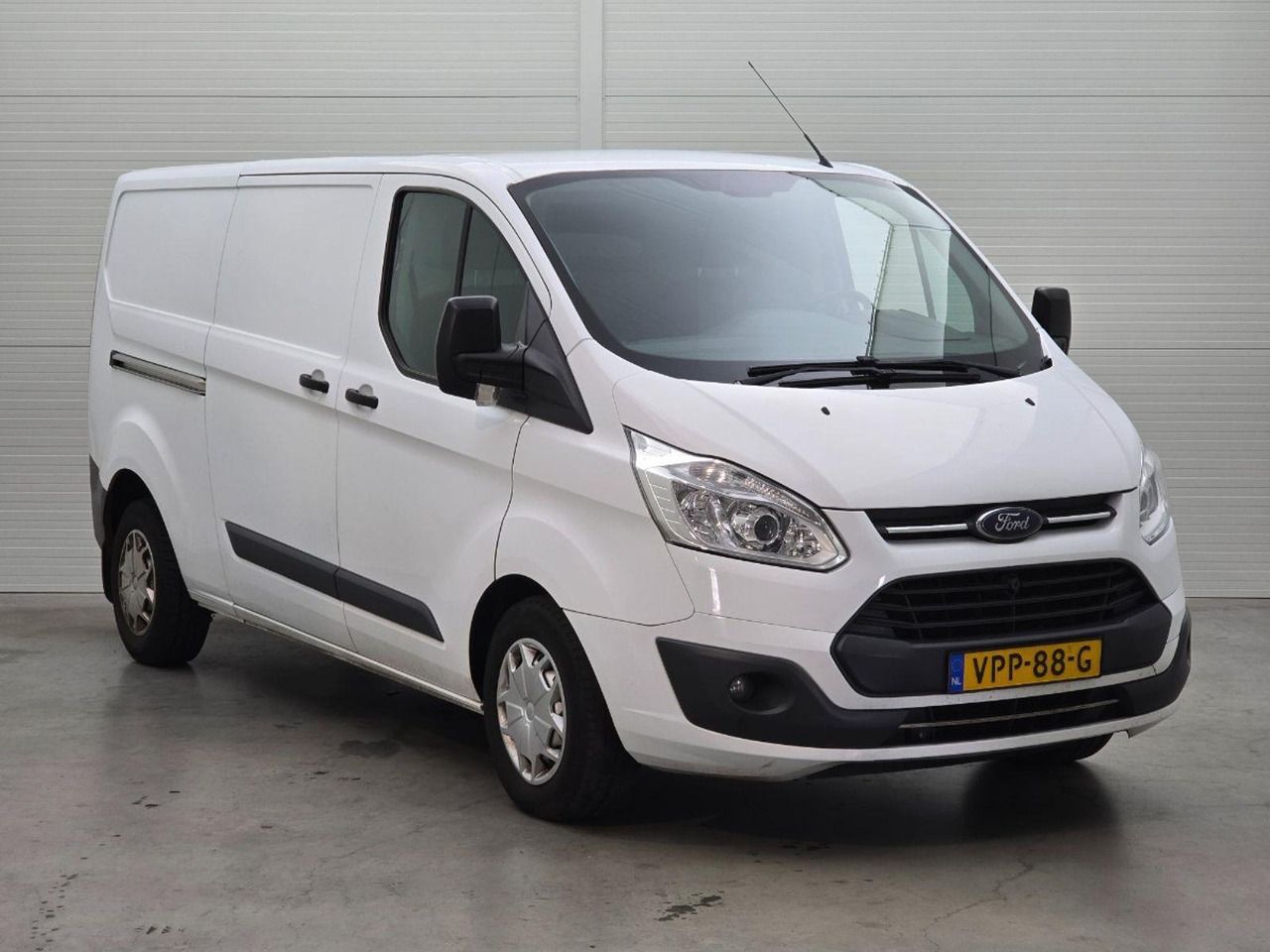 Ford Transit Custom 310 2.0 TDCI L2H1 Ambiente | 2017 | 158.440 km | VPP88G | NAP: Geen oordeel - Fourgon utilitaire: photos 2 Ford Transit Custom 310 2.0 TDCI L2H1 Ambiente | 2017 | 158.440 km | VPP88G | NAP: Geen oordeel - Fourgon utilitaire: photos 2