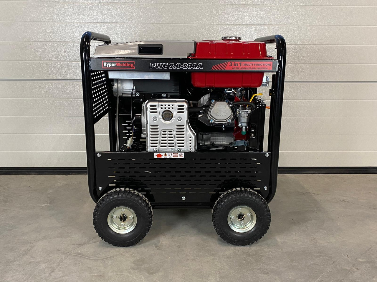 HyperWelding PWC7.0-200A 3 in 1 Multimachine (Generator, Lasapparaat en Luchtcompressor) - Équipement de garage: photos 4 HyperWelding PWC7.0-200A 3 in 1 Multimachine (Generator, Lasapparaat en Luchtcompressor) - Équipement de garage: photos 4
