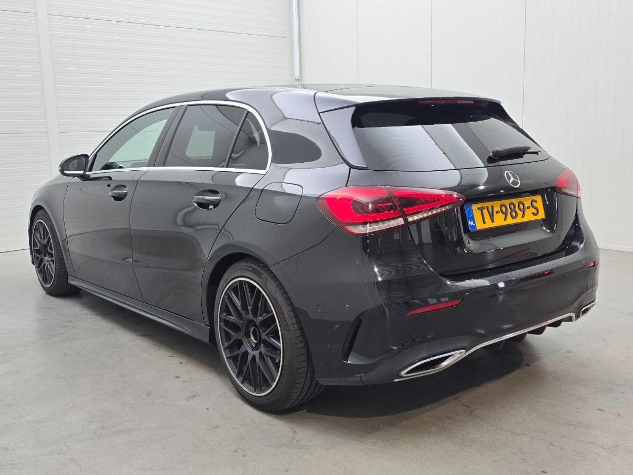 Mercedes - Benz A - klasse 180 d Business Solution AMG | 2018 | 218.074 km | TV989S | NAP: Logisch - Voiture à hayon: photos 3 Mercedes - Benz A - klasse 180 d Business Solution AMG | 2018 | 218.074 km | TV989S | NAP: Logisch - Voiture à hayon: photos 3