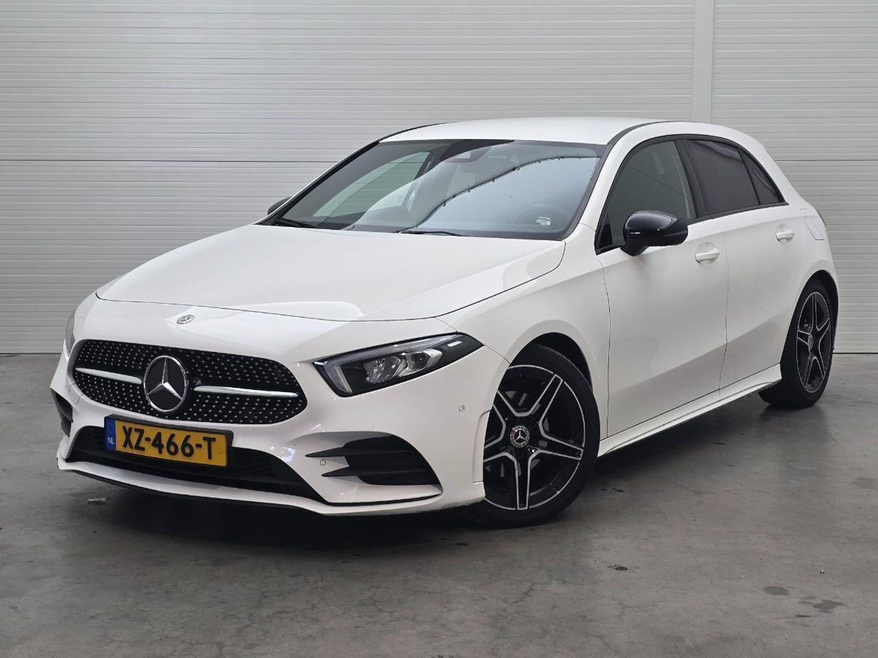 Mercedes - Benz A - klasse 200 Business Solution AMG Night Upgrade | 2019 | 208.998 km | XZ466T | NAP: Logisch - Voiture à hayon: photos 1 Mercedes - Benz A - klasse 200 Business Solution AMG Night Upgrade | 2019 | 208.998 km | XZ466T | NAP: Logisch - Voiture à hayon: photos 1