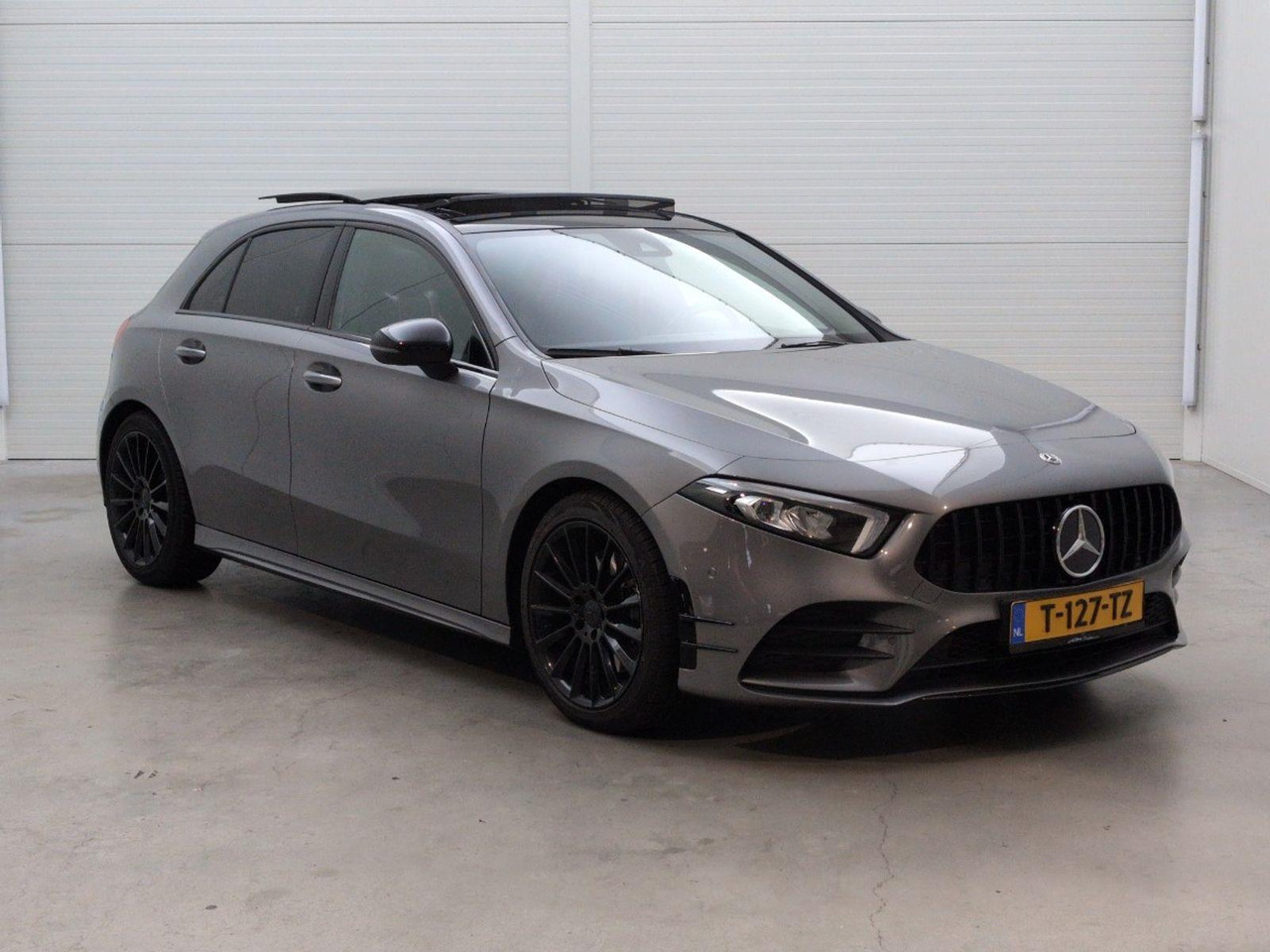 Mercedes-Benz A-klasse 220 4MATIC Premium Plus | 2019 | 130.177 km | Automaat | T127TZ | NAP: Geen oordeel - Voiture à hayon: photos 2 Mercedes-Benz A-klasse 220 4MATIC Premium Plus | 2019 | 130.177 km | Automaat | T127TZ | NAP: Geen oordeel - Voiture à hayon: photos 2