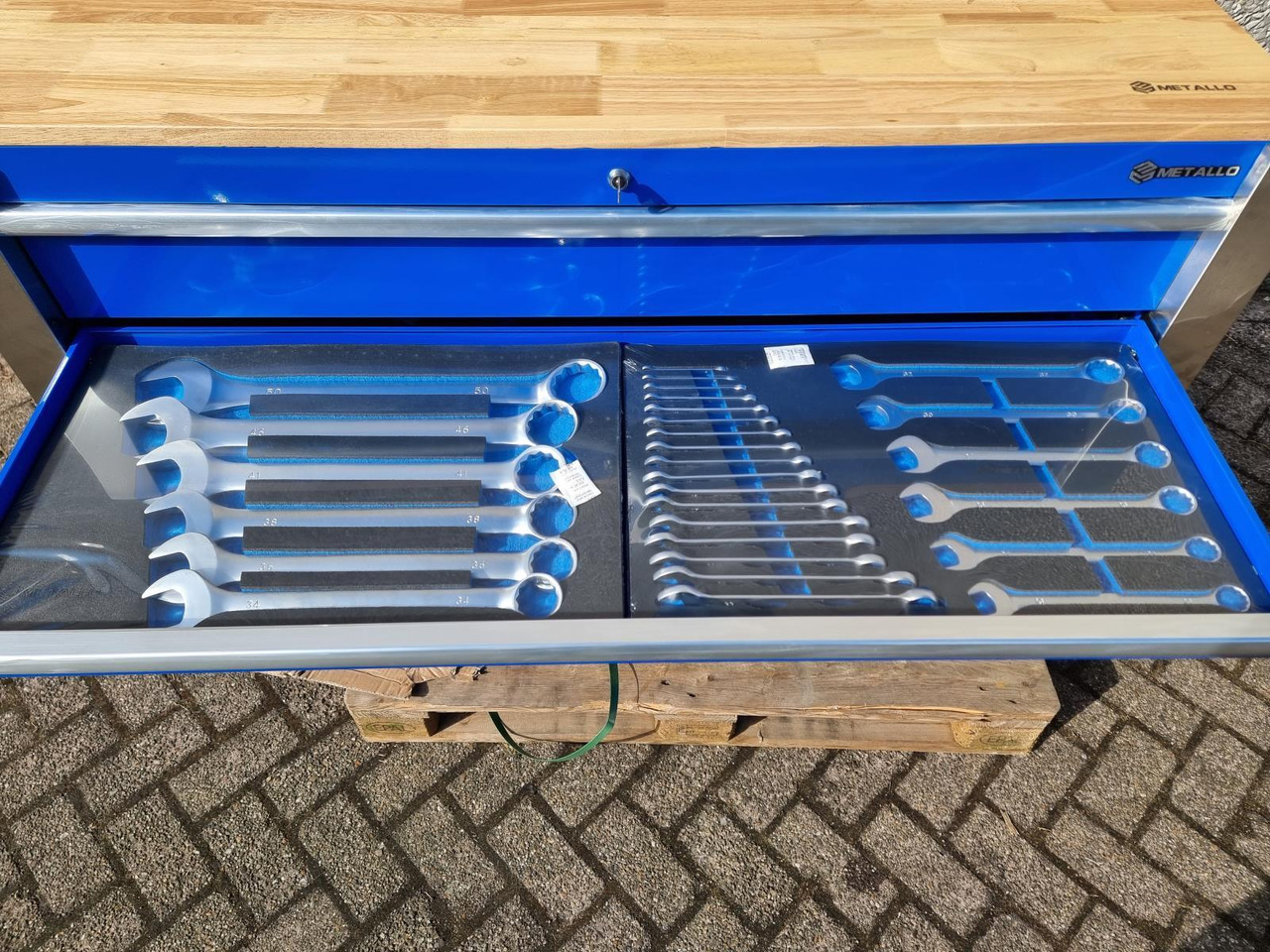 Metallo Mega Jumbo Gereedschapskist - Nieuw, 11 lades waarvan 9 gevuld met gereedschap - Équipement de garage: photos 4 Metallo Mega Jumbo Gereedschapskist - Nieuw, 11 lades waarvan 9 gevuld met gereedschap - Équipement de garage: photos 4