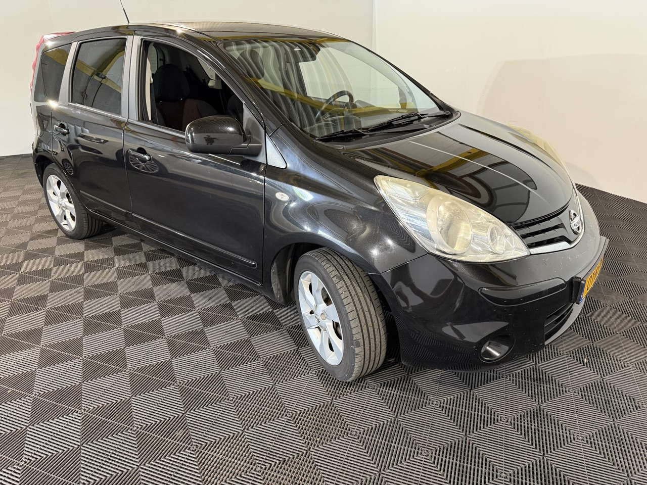 Nissan Note 1.4 Acenta | 2009 | 190.261 km | 01-KFN-2 - Voiture: photos 3 Nissan Note 1.4 Acenta | 2009 | 190.261 km | 01-KFN-2 - Voiture: photos 3