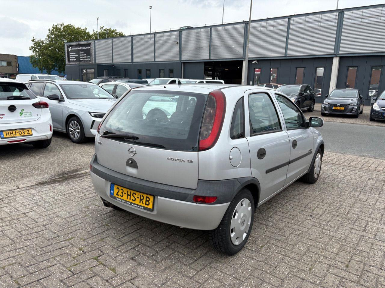 Opel Corsa 1.2 - 16V Comfort | 2001 | 232.186 km | 23HSRB | NAP: Logisch - Voiture: photos 4 Opel Corsa 1.2 - 16V Comfort | 2001 | 232.186 km | 23HSRB | NAP: Logisch - Voiture: photos 4
