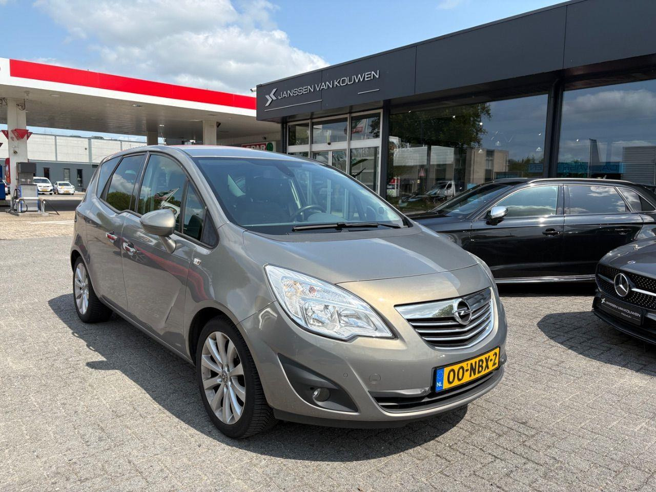 Opel Meriva 1.4 Turbo Cosmo | 2010 | 100.479 km | 00NBX2 | NAP: Logisch - Voiture: photos 2 Opel Meriva 1.4 Turbo Cosmo | 2010 | 100.479 km | 00NBX2 | NAP: Logisch - Voiture: photos 2