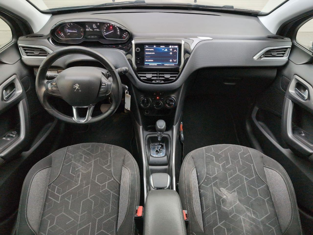 Peugeot 2008 1.2 PureTech Active | 2018 | 206.726 km | Automaat | TJ287G | NAP: Logisch - SUV: photos 5 Peugeot 2008 1.2 PureTech Active | 2018 | 206.726 km | Automaat | TJ287G | NAP: Logisch - SUV: photos 5