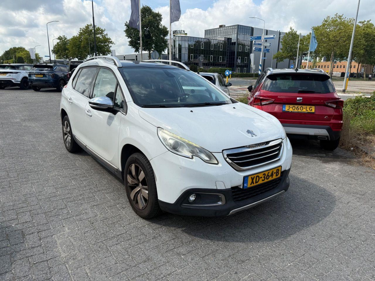 Peugeot 2008 1.2 PureTech Crossway | 2014 | 88.967 km | XD364B | NAP: Geen oordeel - Voiture: photos 2 Peugeot 2008 1.2 PureTech Crossway | 2014 | 88.967 km | XD364B | NAP: Geen oordeel - Voiture: photos 2