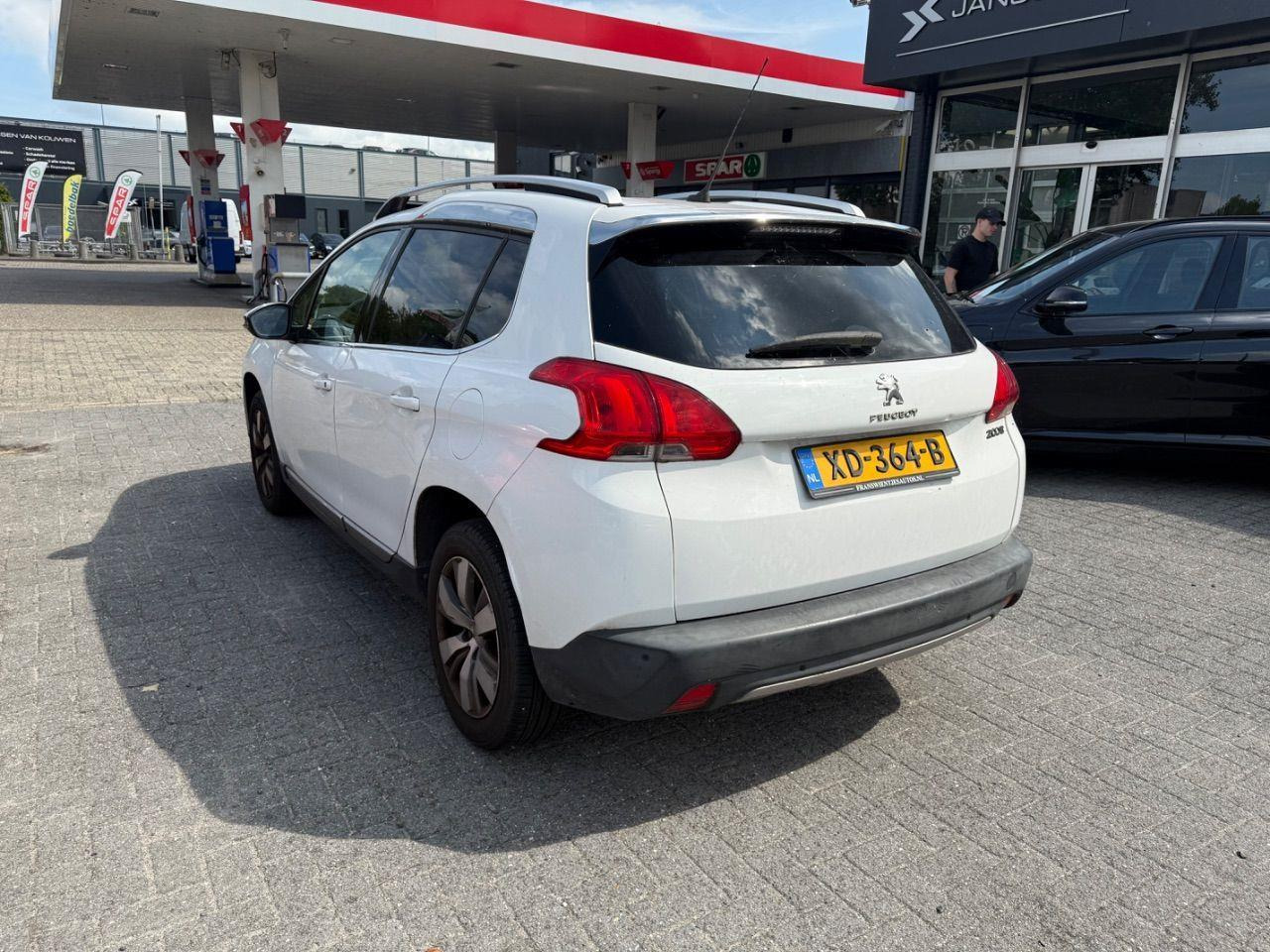Peugeot 2008 1.2 PureTech Crossway | 2014 | 88.967 km | XD364B | NAP: Geen oordeel - Voiture: photos 3 Peugeot 2008 1.2 PureTech Crossway | 2014 | 88.967 km | XD364B | NAP: Geen oordeel - Voiture: photos 3