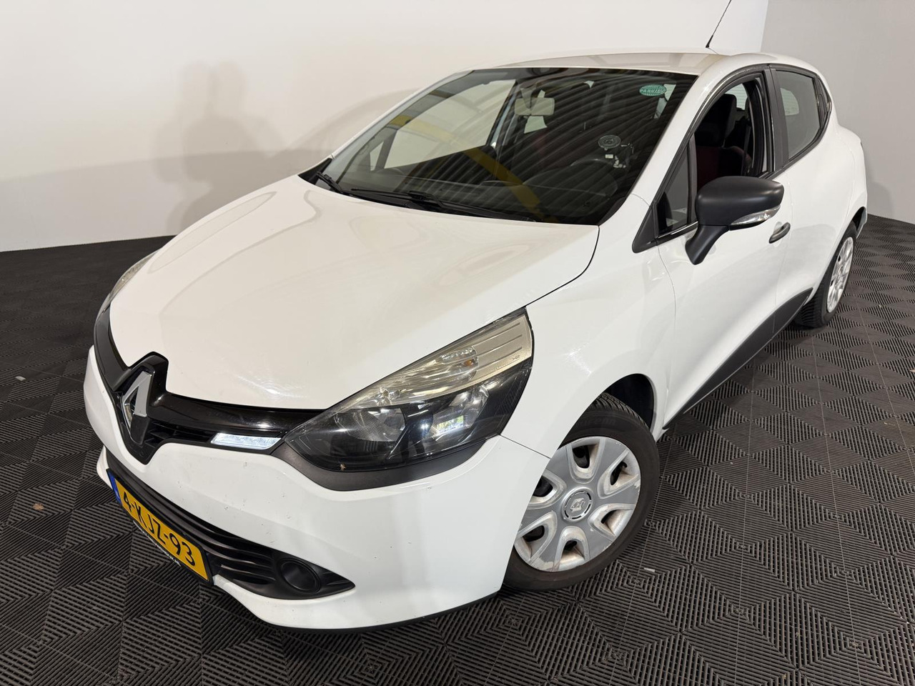 Voiture à hayon Renault | Clio | 0.9 TCe Authentique | 2013 | 160.970 km | 4KJZ93 | Logisch: photos 1