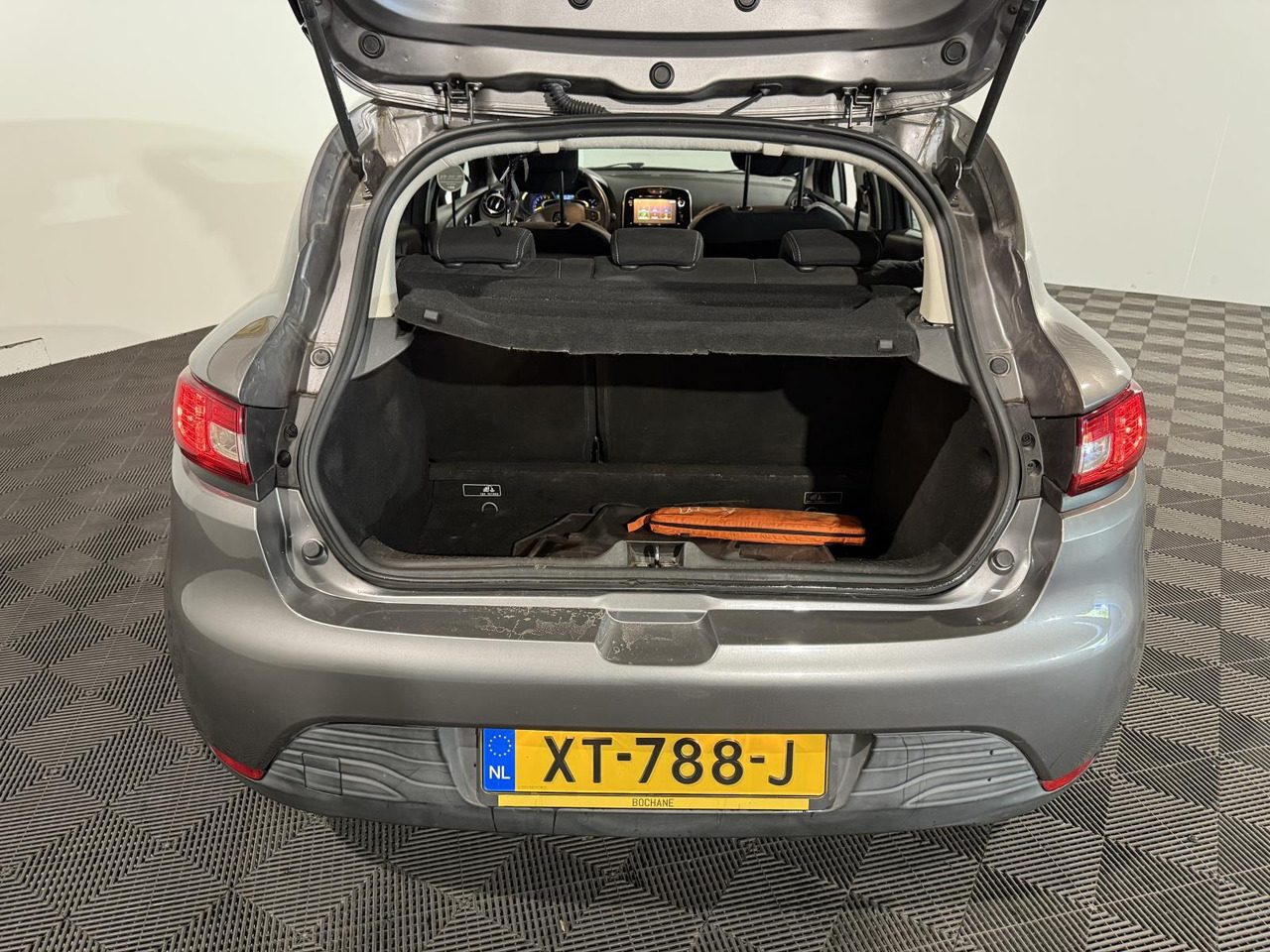 Renault | Clio | 0.9 TCe Dynamique | 2016 | 192.462 km | XT788J | Geen oordeel - Voiture à hayon: photos 5 Renault | Clio | 0.9 TCe Dynamique | 2016 | 192.462 km | XT788J | Geen oordeel - Voiture à hayon: photos 5