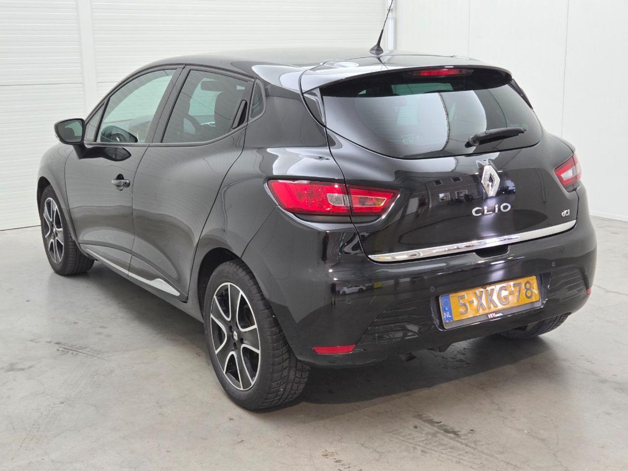 Renault Clio 1.5 dCi ECO Expression | 2014 | 200.196 km | 5XKG78 | NAP: Logisch - Voiture: photos 3 Renault Clio 1.5 dCi ECO Expression | 2014 | 200.196 km | 5XKG78 | NAP: Logisch - Voiture: photos 3