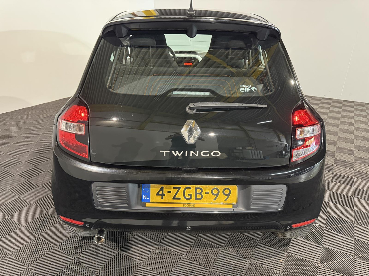 Renault | Twingo | 1.0 SCe Expression | 2015 | 226.056 km | 4ZGB99 | Logisch - Voiture à hayon: photos 3 Renault | Twingo | 1.0 SCe Expression | 2015 | 226.056 km | 4ZGB99 | Logisch - Voiture à hayon: photos 3