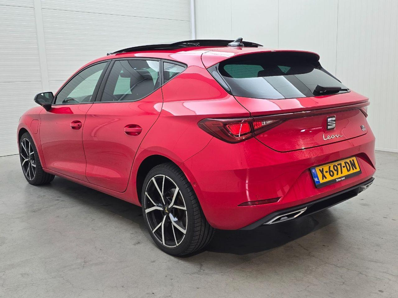 SEAT Leon 1.4 TSI eHybrid PHEV FR | 2020 | 104.874 km | X697DN | NAP: Geen oordeel - Voiture à hayon: photos 3 SEAT Leon 1.4 TSI eHybrid PHEV FR | 2020 | 104.874 km | X697DN | NAP: Geen oordeel - Voiture à hayon: photos 3