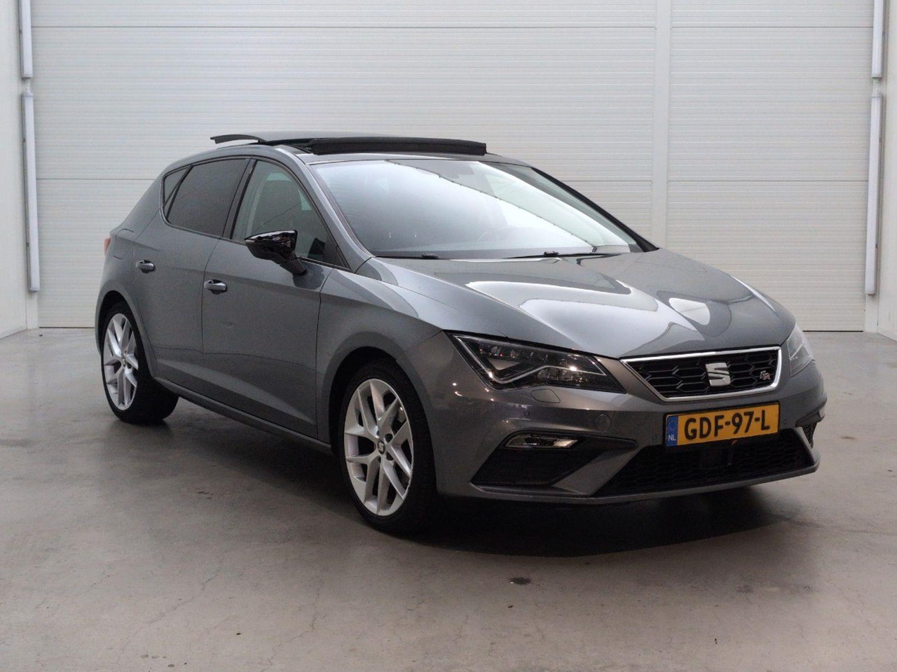 SEAT Leon 1.8 TSI FR Business Intense | 2018 | 158.529 km | Automaat | GDF97L | NAP: Geen oordeel - Voiture à hayon: photos 2 SEAT Leon 1.8 TSI FR Business Intense | 2018 | 158.529 km | Automaat | GDF97L | NAP: Geen oordeel - Voiture à hayon: photos 2