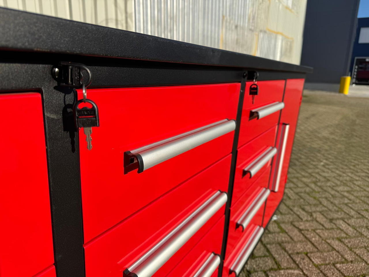 StahlWorks 10FT-12D-2-01C Gereedschapswand met 12 Lades en 2 Deuren (Nieuw) - Équipement de garage: photos 4 StahlWorks 10FT-12D-2-01C Gereedschapswand met 12 Lades en 2 Deuren (Nieuw) - Équipement de garage: photos 4