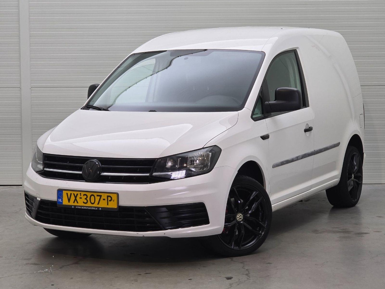 Volkswagen Caddy 2.0 TDI L1H1 BMT Trendline | 2016 | 213.446 km | VX307P | NAP: Logisch - Fourgonnette: photos 1 Volkswagen Caddy 2.0 TDI L1H1 BMT Trendline | 2016 | 213.446 km | VX307P | NAP: Logisch - Fourgonnette: photos 1