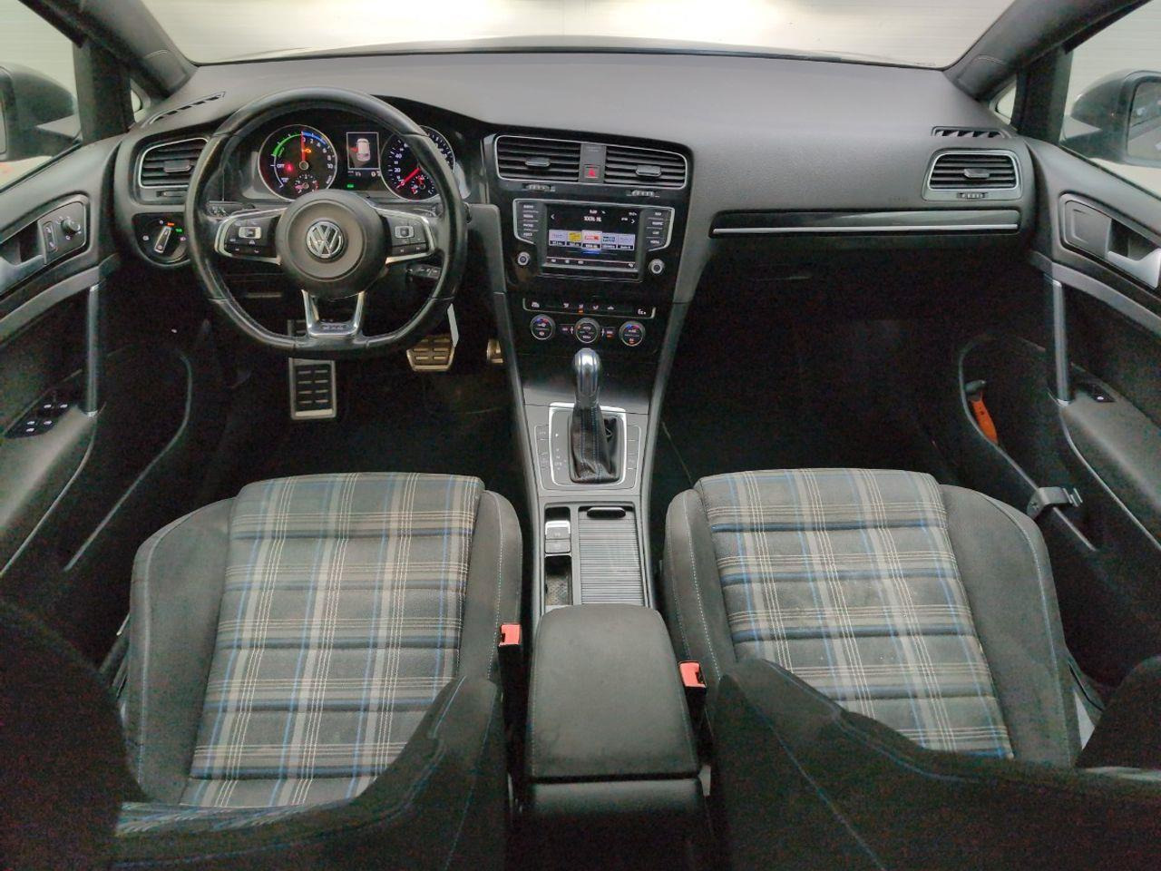 Volkswagen Golf 1.4 TSI GTE Connected Series | 2016 | 263.021 km | KV190H | NAP: Logisch - Voiture à hayon: photos 5 Volkswagen Golf 1.4 TSI GTE Connected Series | 2016 | 263.021 km | KV190H | NAP: Logisch - Voiture à hayon: photos 5