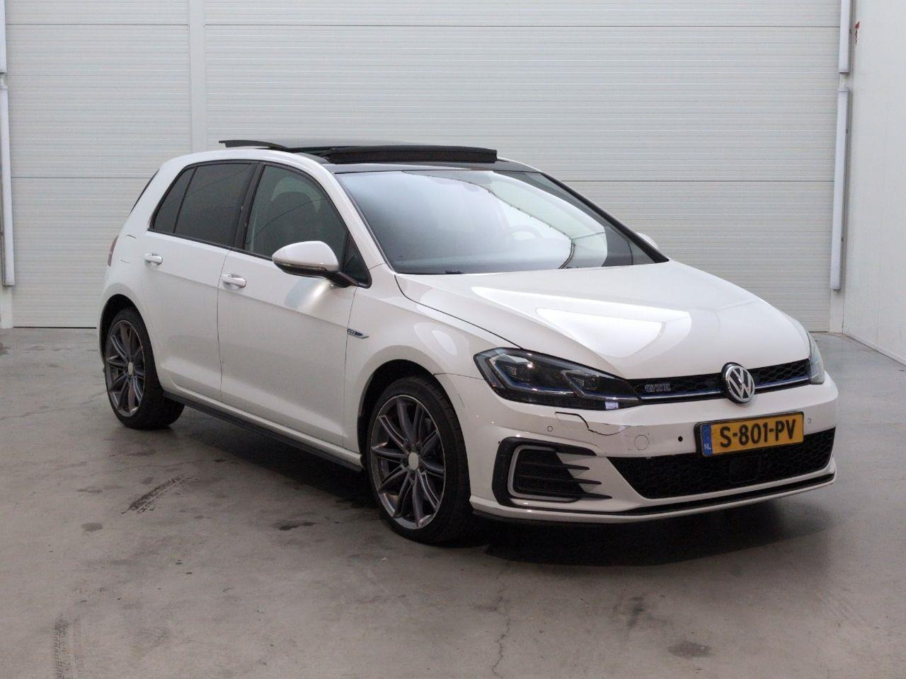 Volkswagen Golf 1.4 TSI PHEV GTE | 2018 | 160.611 km | Automaat | S801PV | NAP: Geen oordeel - Voiture à hayon: photos 2 Volkswagen Golf 1.4 TSI PHEV GTE | 2018 | 160.611 km | Automaat | S801PV | NAP: Geen oordeel - Voiture à hayon: photos 2