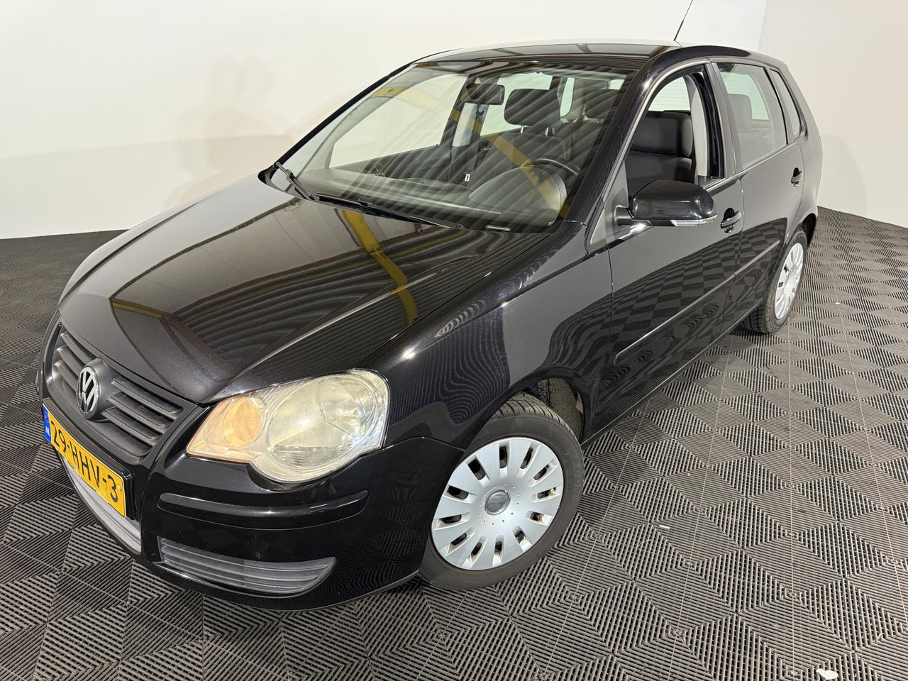 Volkswagen | Polo | 1.4-16V Comfortline | 2009 | 278.003 km | 29HHV3 | Logisch - Voiture à hayon: photos 1 Volkswagen | Polo | 1.4-16V Comfortline | 2009 | 278.003 km | 29HHV3 | Logisch - Voiture à hayon: photos 1