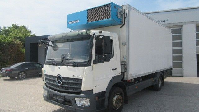 Mercedes-Benz Atego 1527L Tiefkühler, LBW,... - Camion frigorifique: photos 1 Mercedes-Benz Atego 1527L Tiefkühler, LBW,... - Camion frigorifique: photos 1