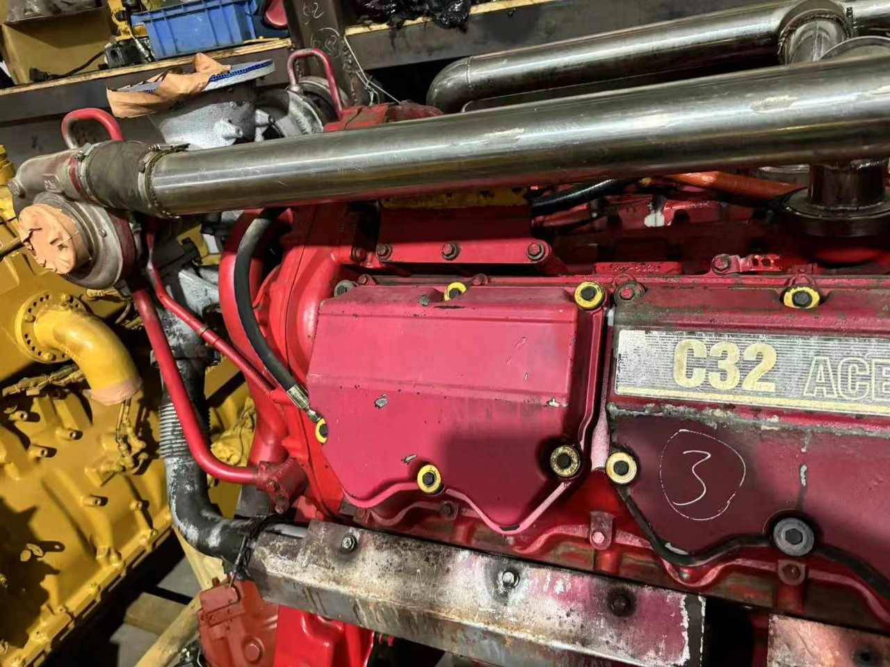 CATPILLAR C32 - Groupe électrogène: photos 4 CATPILLAR C32 - Groupe électrogène: photos 4