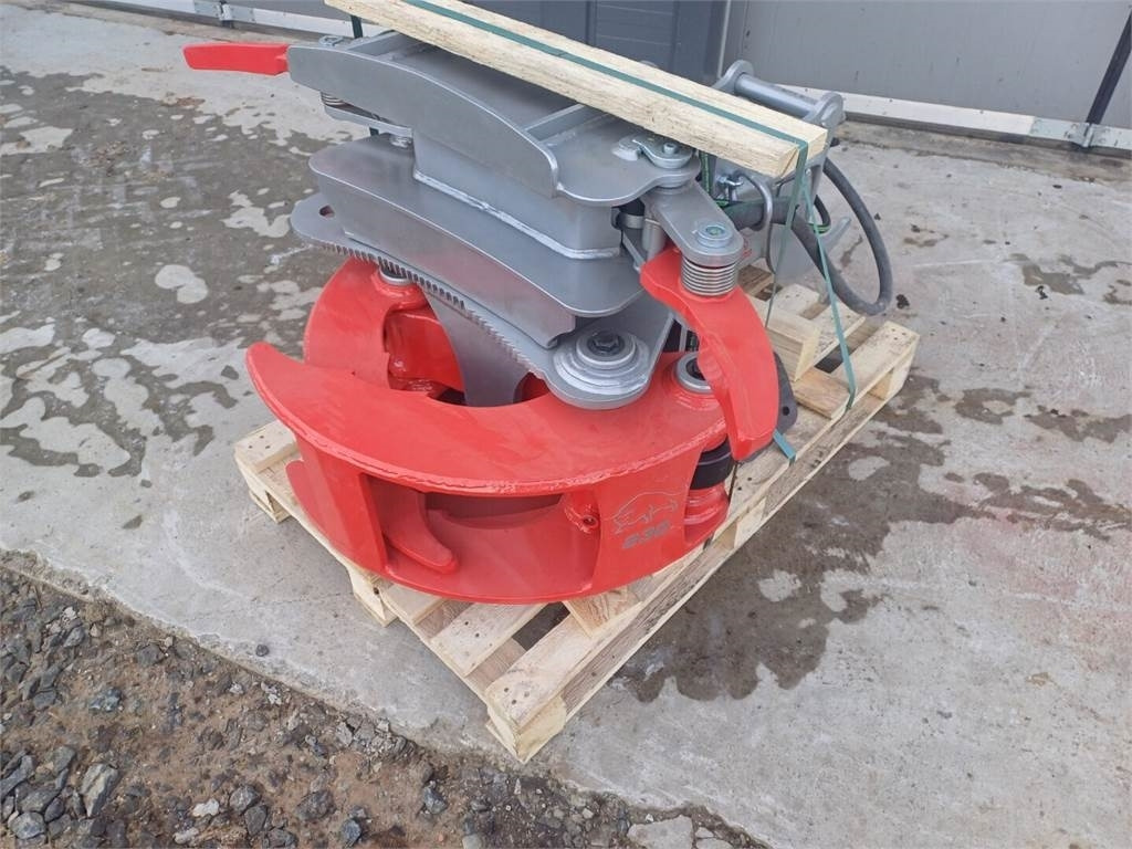 Bison 230 Energiapuukoura - Grappin pour Engins de chantier: photos 1 Bison 230 Energiapuukoura - Grappin pour Engins de chantier: photos 1