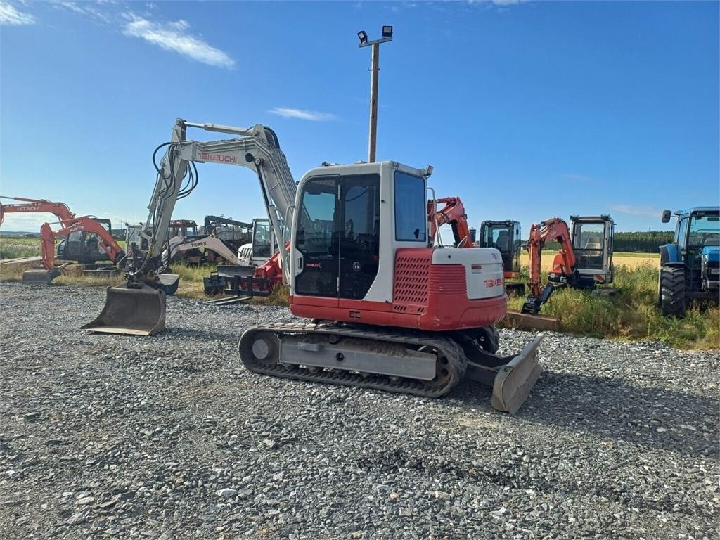 Takeuchi Tb175 Pyörittäjällä - Mini pelle: photos 3 Takeuchi Tb175 Pyörittäjällä - Mini pelle: photos 3
