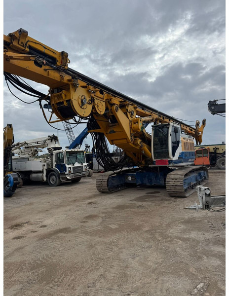 Bauer BG 24 H - Foreuse: photos 1 Bauer BG 24 H - Foreuse: photos 1