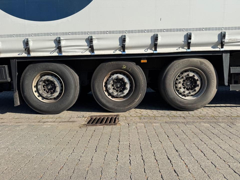 Schmitz Cargobull SCS24/L//LBW/Lift-Achse/2in1-Speed-Curtain - Semi-remorque rideaux coulissants: photos 4 Schmitz Cargobull SCS24/L//LBW/Lift-Achse/2in1-Speed-Curtain - Semi-remorque rideaux coulissants: photos 4