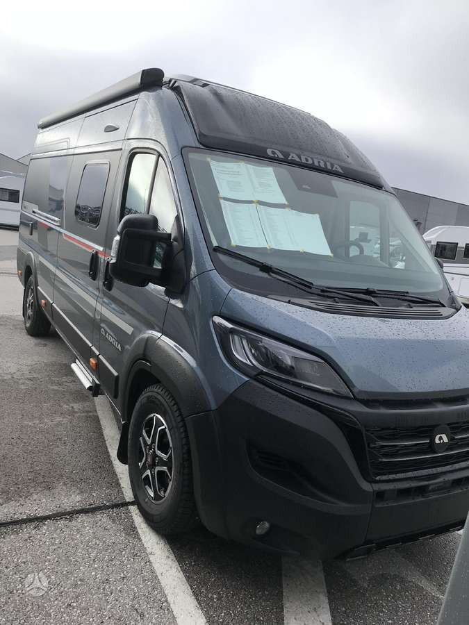 ADRIA Twin Sport 640 SG - Fourgon aménagé: photos 1 ADRIA Twin Sport 640 SG - Fourgon aménagé: photos 1