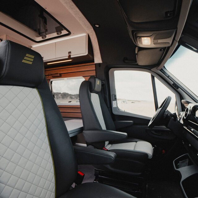 HYMER / ERIBA Grand Canyon Cross Over - Fourgon aménagé: photos 5 HYMER / ERIBA Grand Canyon Cross Over - Fourgon aménagé: photos 5