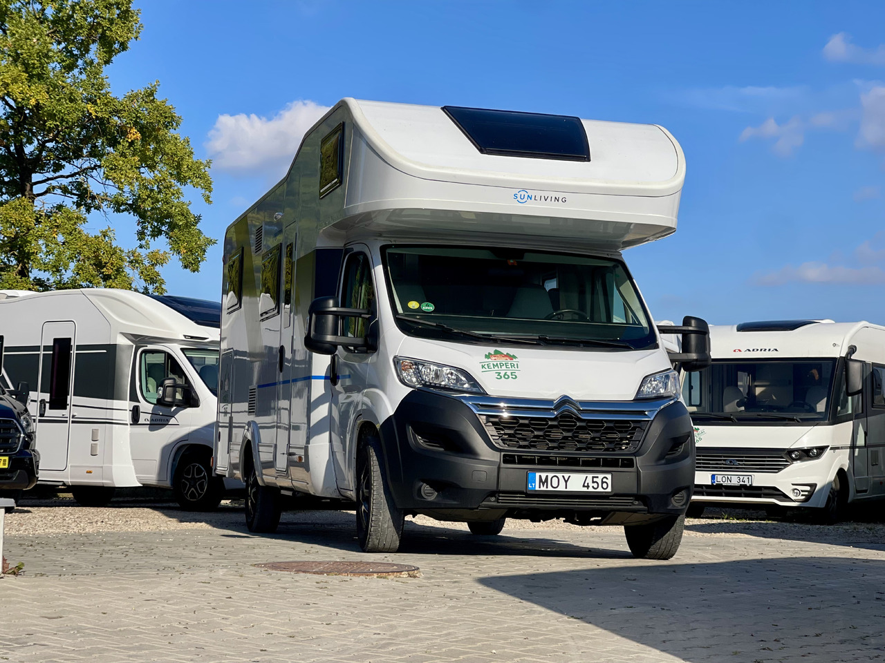 SUN LIVING A 75 DP - Camping-car capucine: photos 1 SUN LIVING A 75 DP - Camping-car capucine: photos 1
