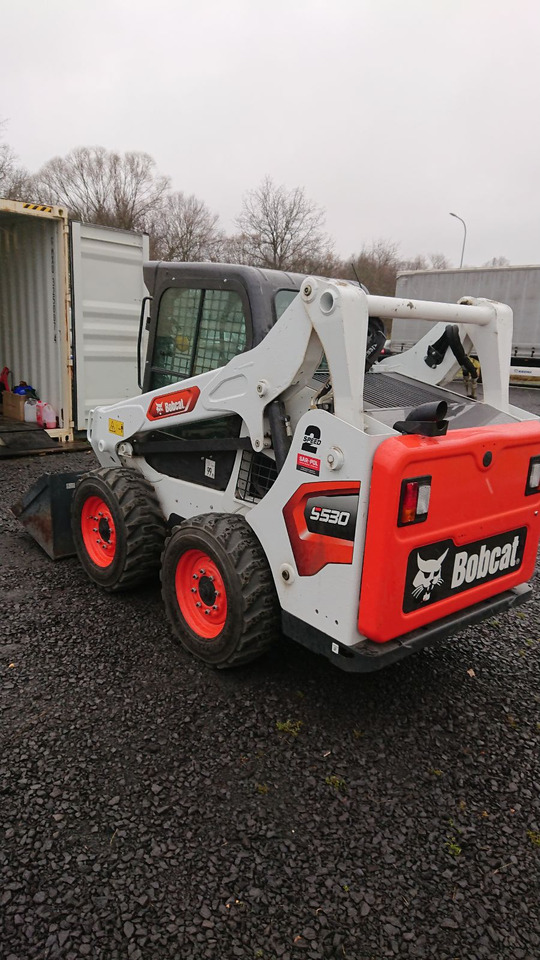 Bobcat s530 - Mini chargeuse: photos 1 Bobcat s530 - Mini chargeuse: photos 1