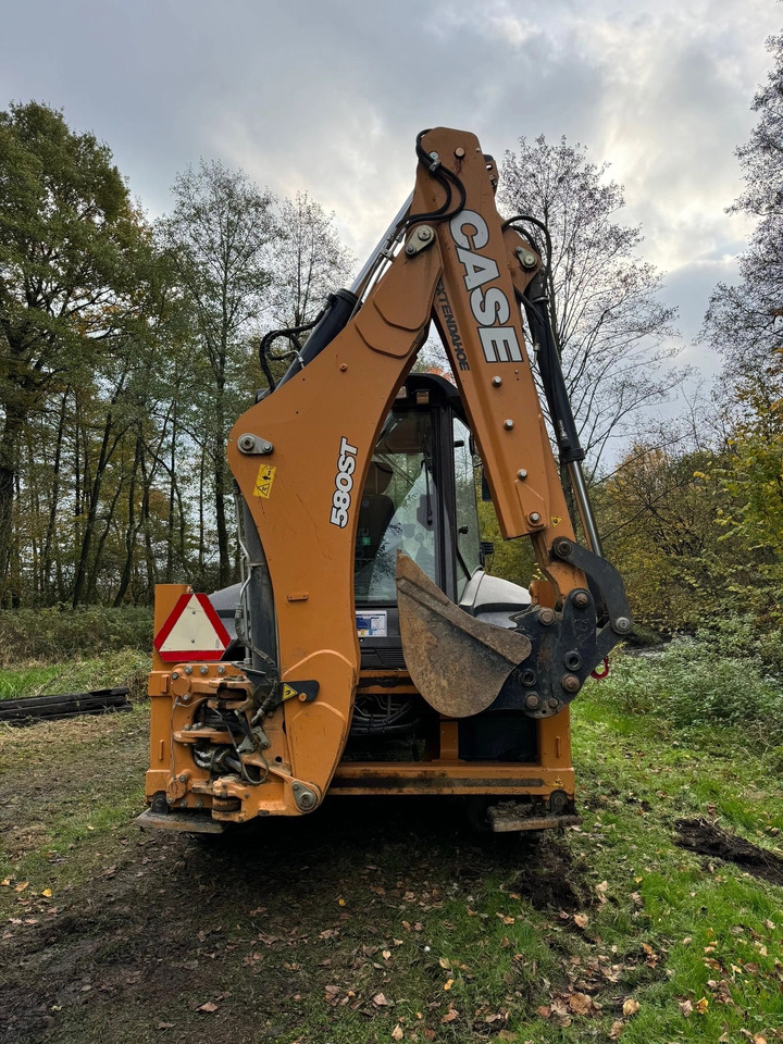 CASE 580ST - Tractopelle: photos 3 CASE 580ST - Tractopelle: photos 3