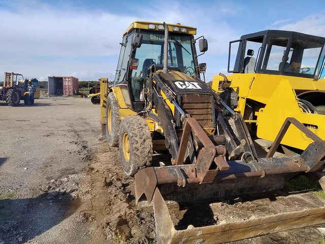 Caterpillar 432D - Tractopelle: photos 1 Caterpillar 432D - Tractopelle: photos 1