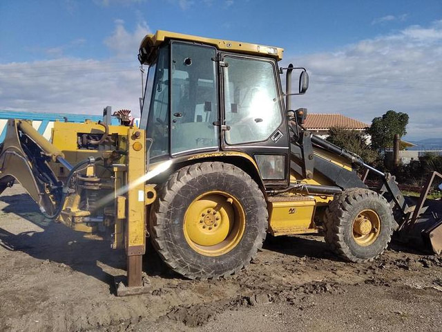 Caterpillar 432D - Tractopelle: photos 2 Caterpillar 432D - Tractopelle: photos 2