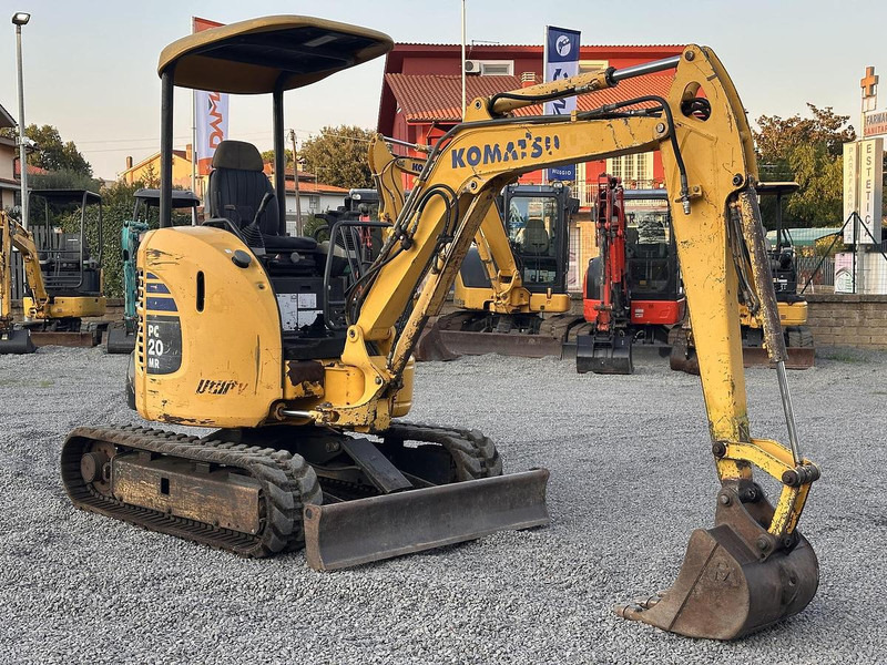Komatsu PC20MR-2 - Mini pelle: photos 1 Komatsu PC20MR-2 - Mini pelle: photos 1