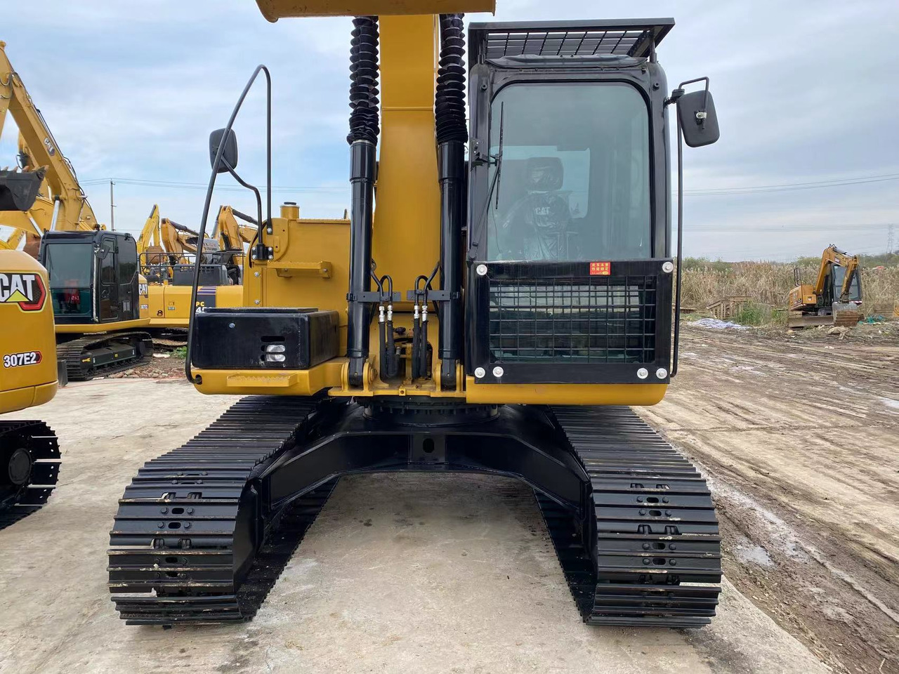 Pelle sur chenille CATERPILLAR 312GC: photos 18