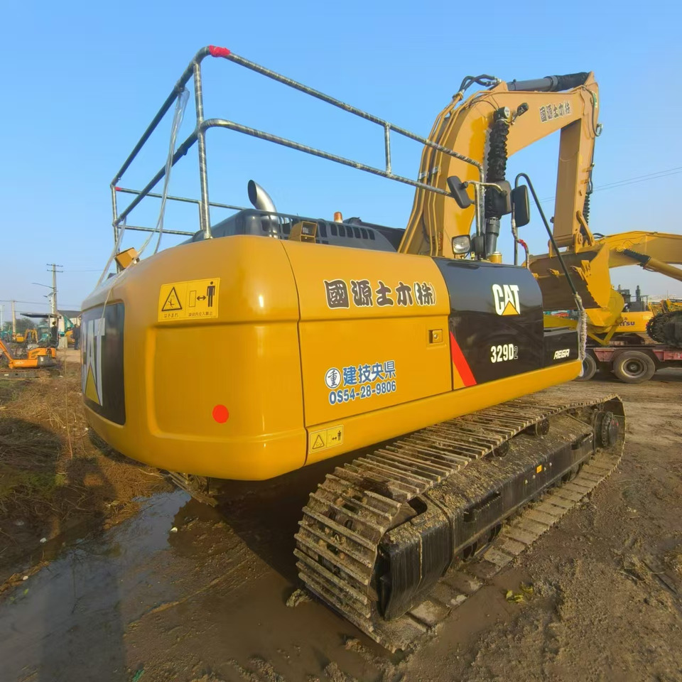 CATERPILLAR 329D2 - Pelle sur chenille: photos 2 CATERPILLAR 329D2 - Pelle sur chenille: photos 2