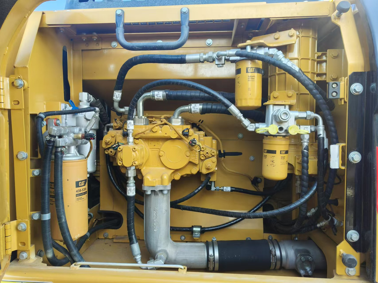 Pelle sur chenille CATERPILLAR 330D: photos 17