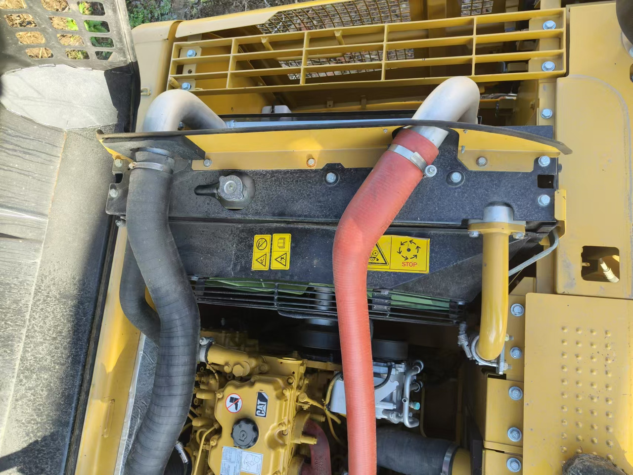 Pelle sur chenille CATERPILLAR 330D: photos 8