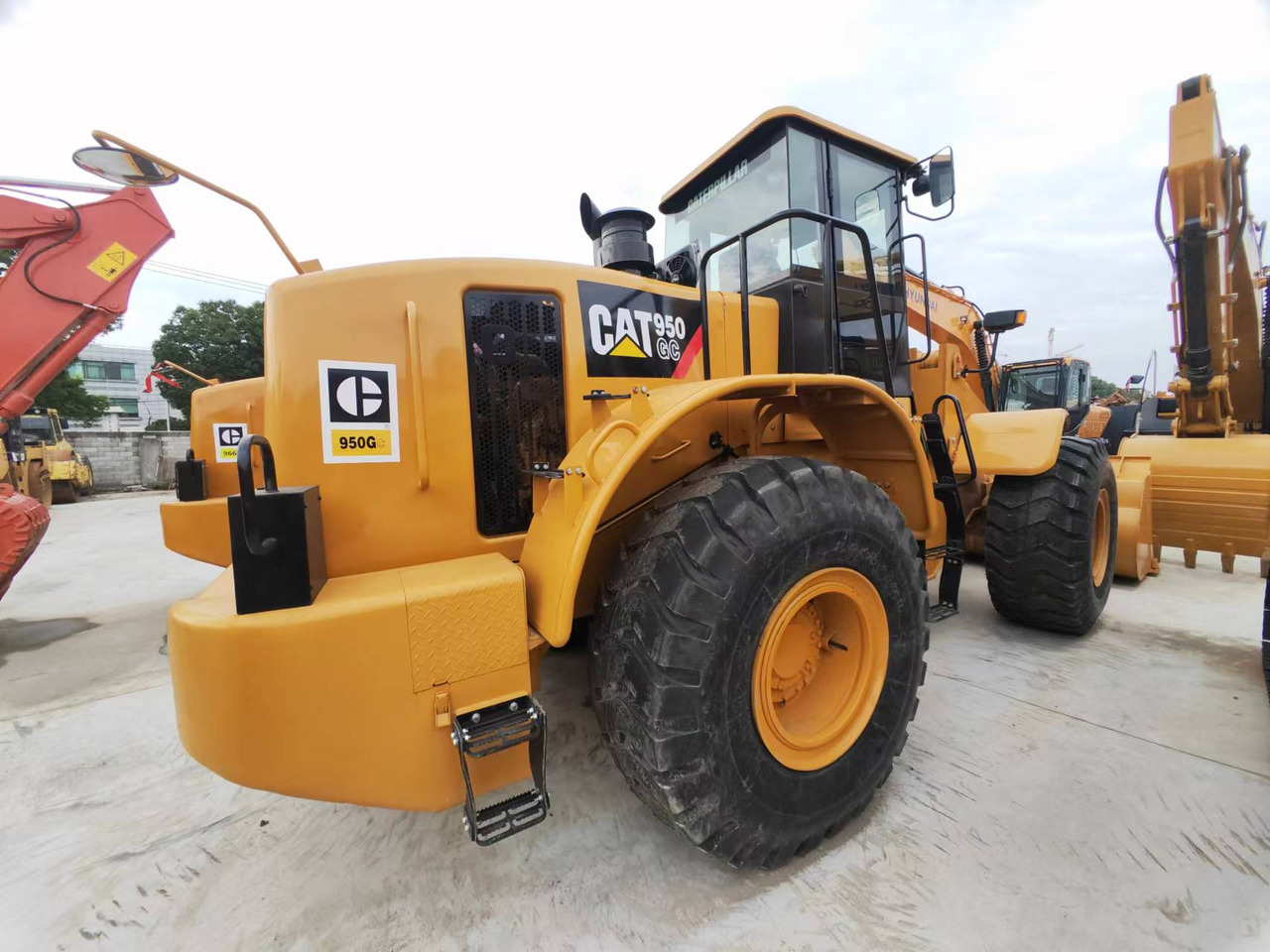 CATERPILLAR 950G - Chargeuse sur pneus: photos 1 CATERPILLAR 950G - Chargeuse sur pneus: photos 1