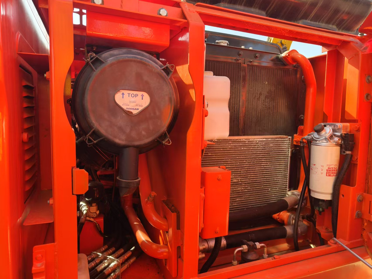 DOOSAN DX150 - Pelle: photos 4 DOOSAN DX150 - Pelle: photos 4