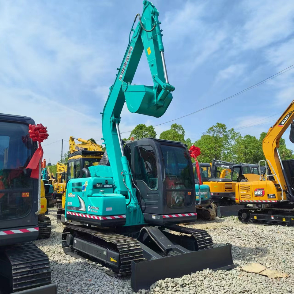 KOBELCO SK75-8 - Pelle sur chenille: photos 3 KOBELCO SK75-8 - Pelle sur chenille: photos 3