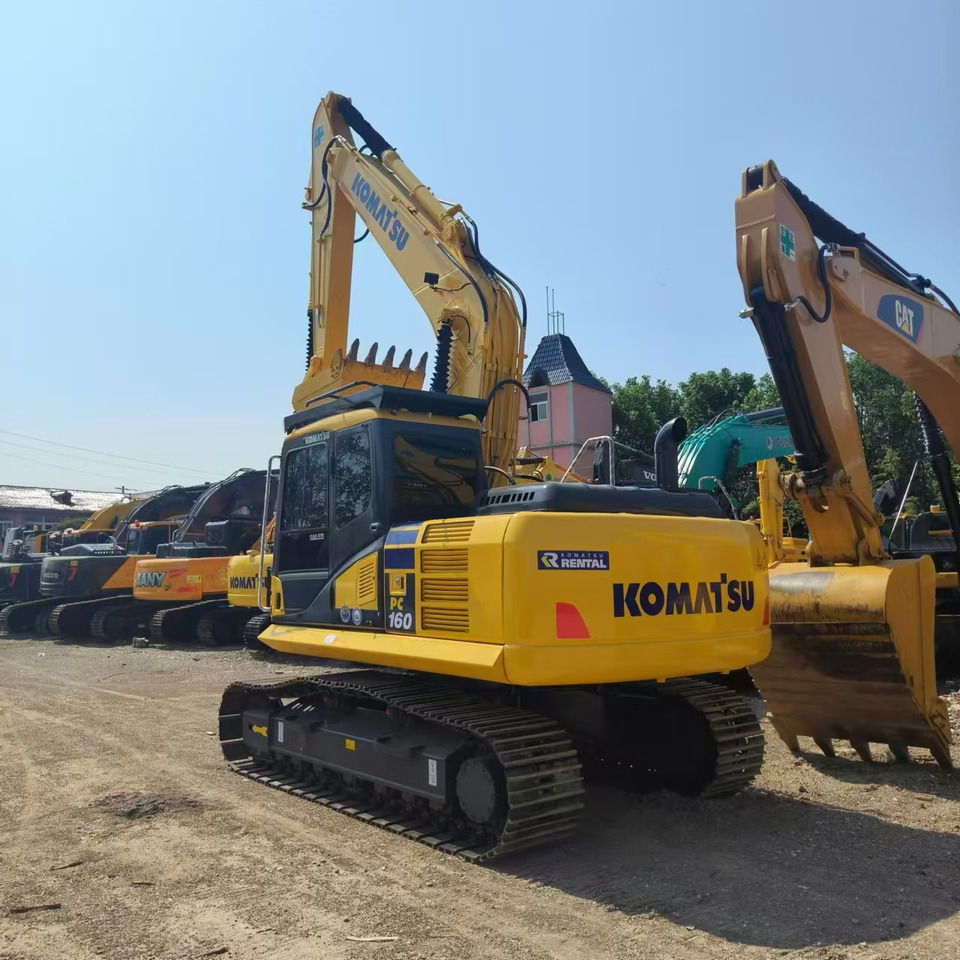 KOMATSU PC160 - Pelle sur chenille: photos 1 KOMATSU PC160 - Pelle sur chenille: photos 1