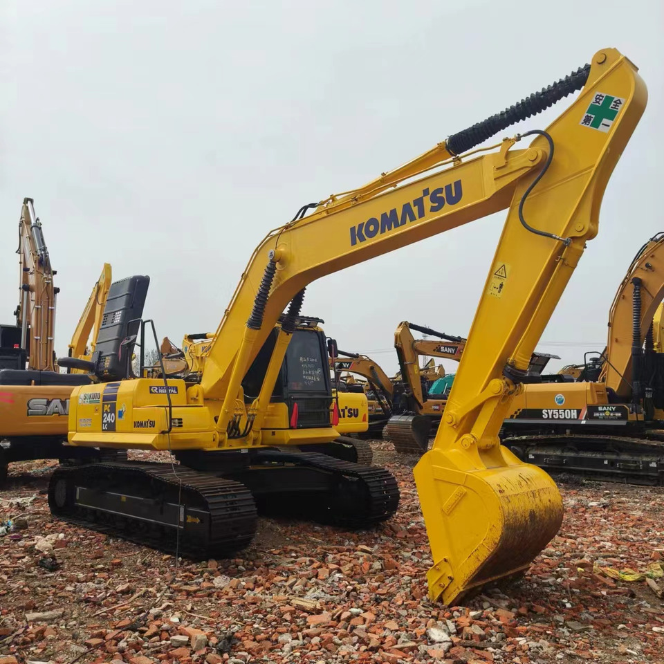 KOMATSU PC240LC - Pelle sur chenille: photos 4 KOMATSU PC240LC - Pelle sur chenille: photos 4