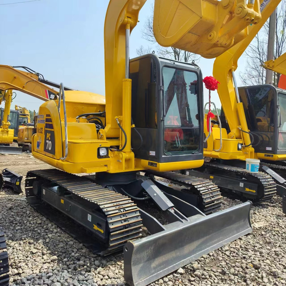 Pelle sur chenille KOMATSU PC70-8: photos 7